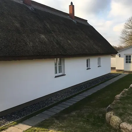 Lejlighed Traumhafte Im Reetferienhaus By Interhome